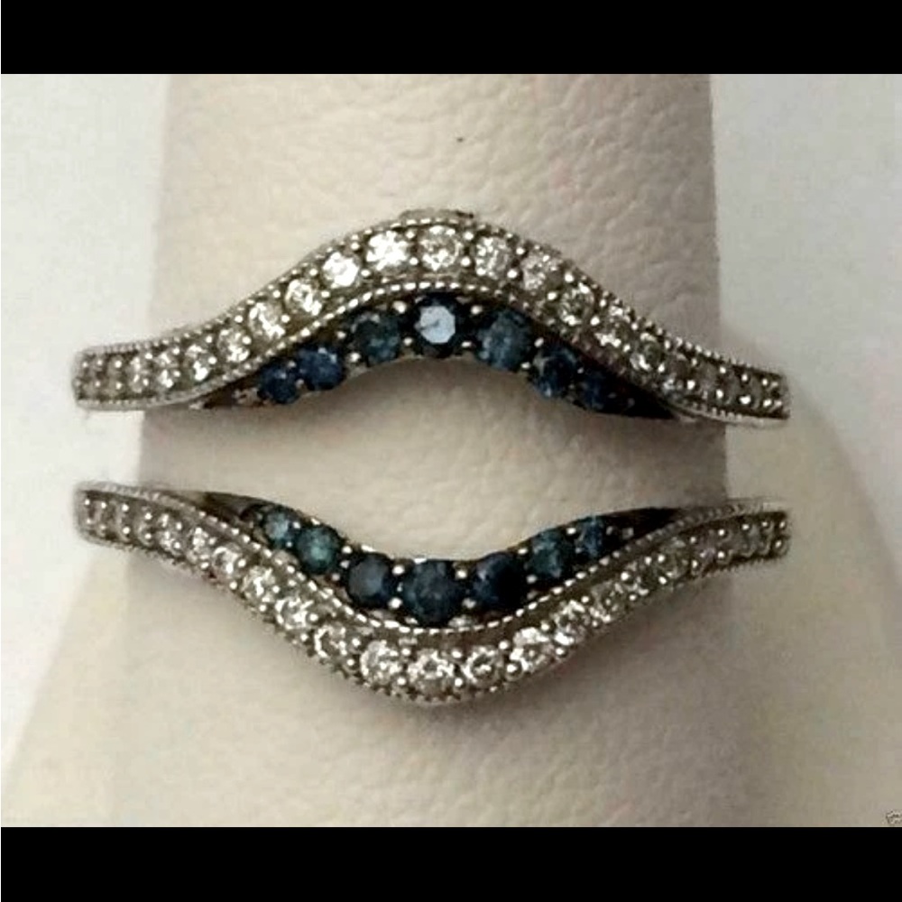 Kay Jewelers Silver Moisanite & Blue saphire 2 ct Ring Set
